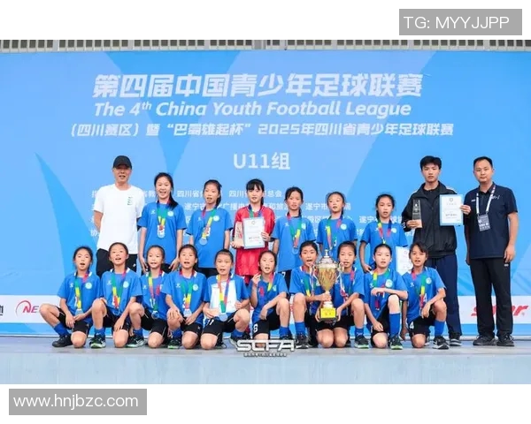 成都足球队在足球配合排行榜中荣登第六名展现出色团队实力